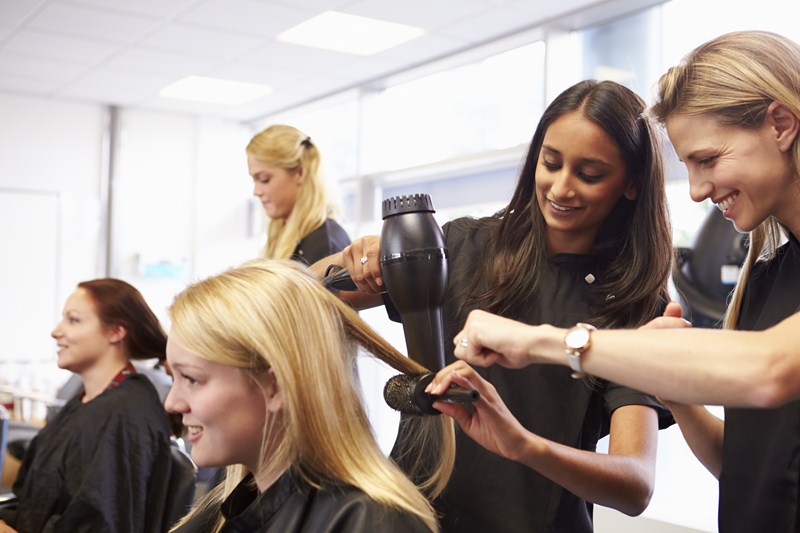 National Minimum Wage reminder for summer staff